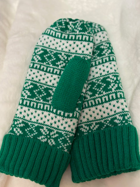 Green & White Winter Pattern Mittens