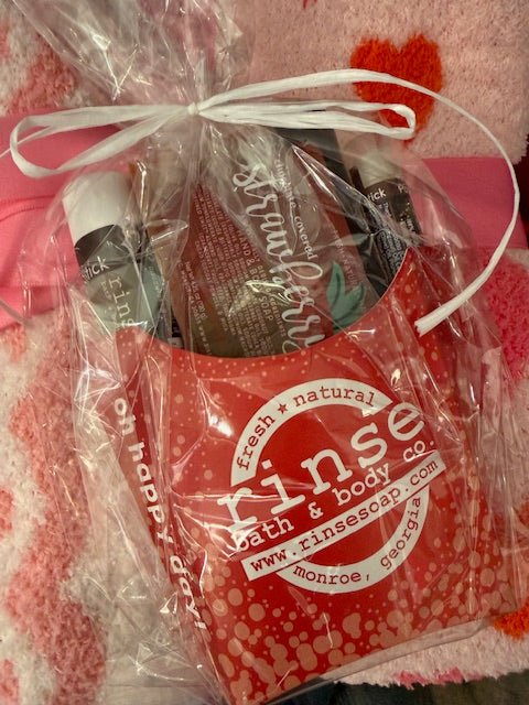 Chocolate Covered Strawberry Fry Bundle | Soap & Lotion Gift Set - Juli's Wearable Art