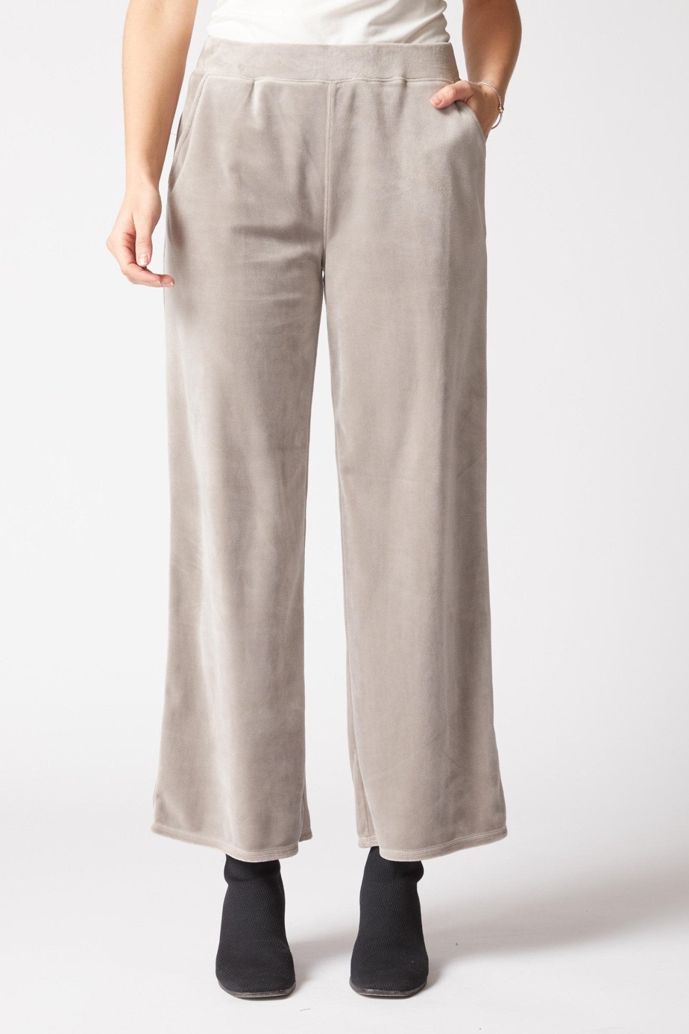 Habitat Cozy Velour Zen Pant – Latte - Juli's Wearable Art