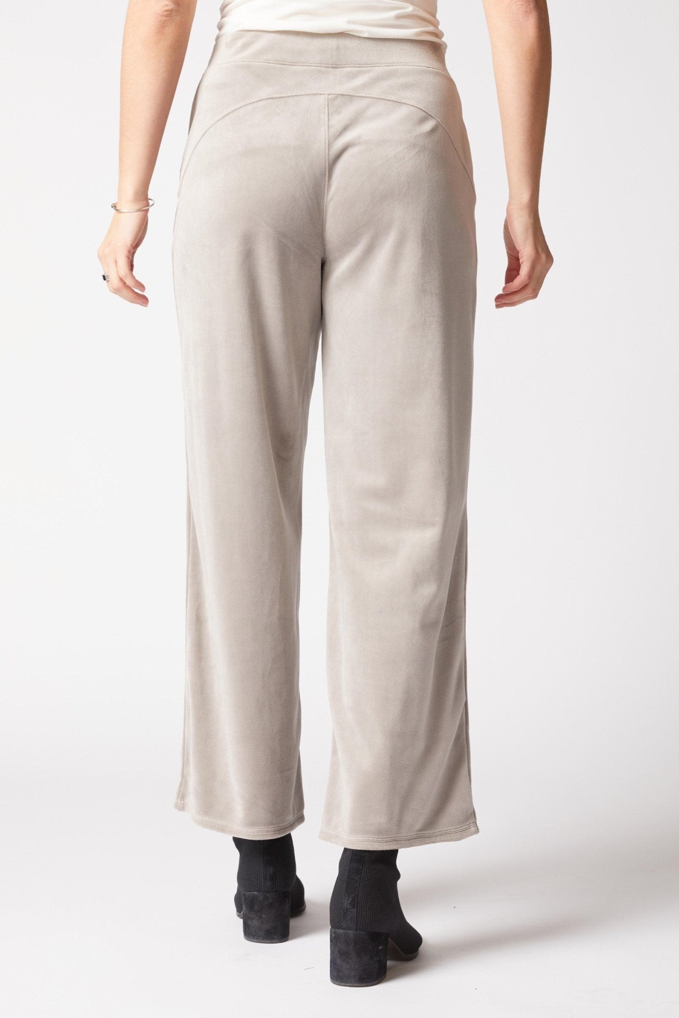 Habitat Cozy Velour Zen Pant – Latte - Juli's Wearable Art