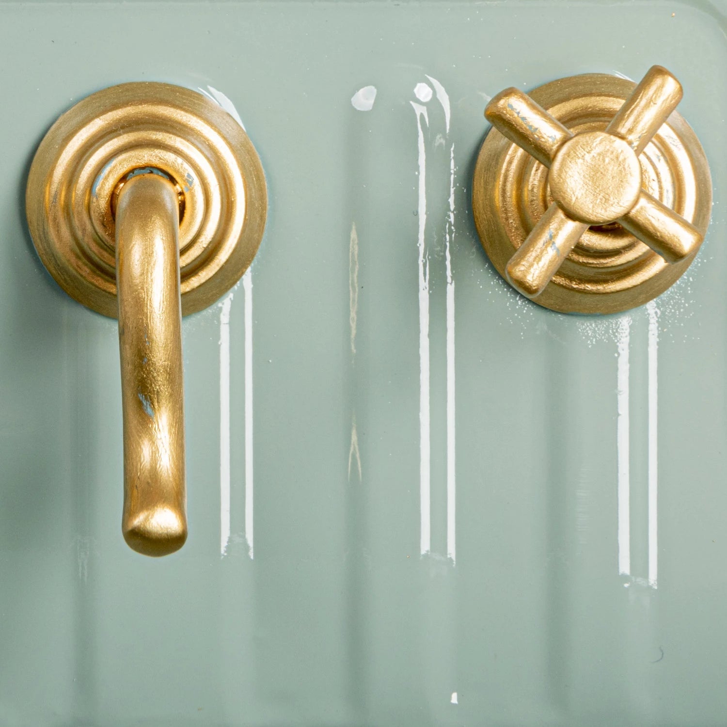 Metal Sink Soap Dish with Faucet – Grey & Gold Finish - Juli's Wearable Art