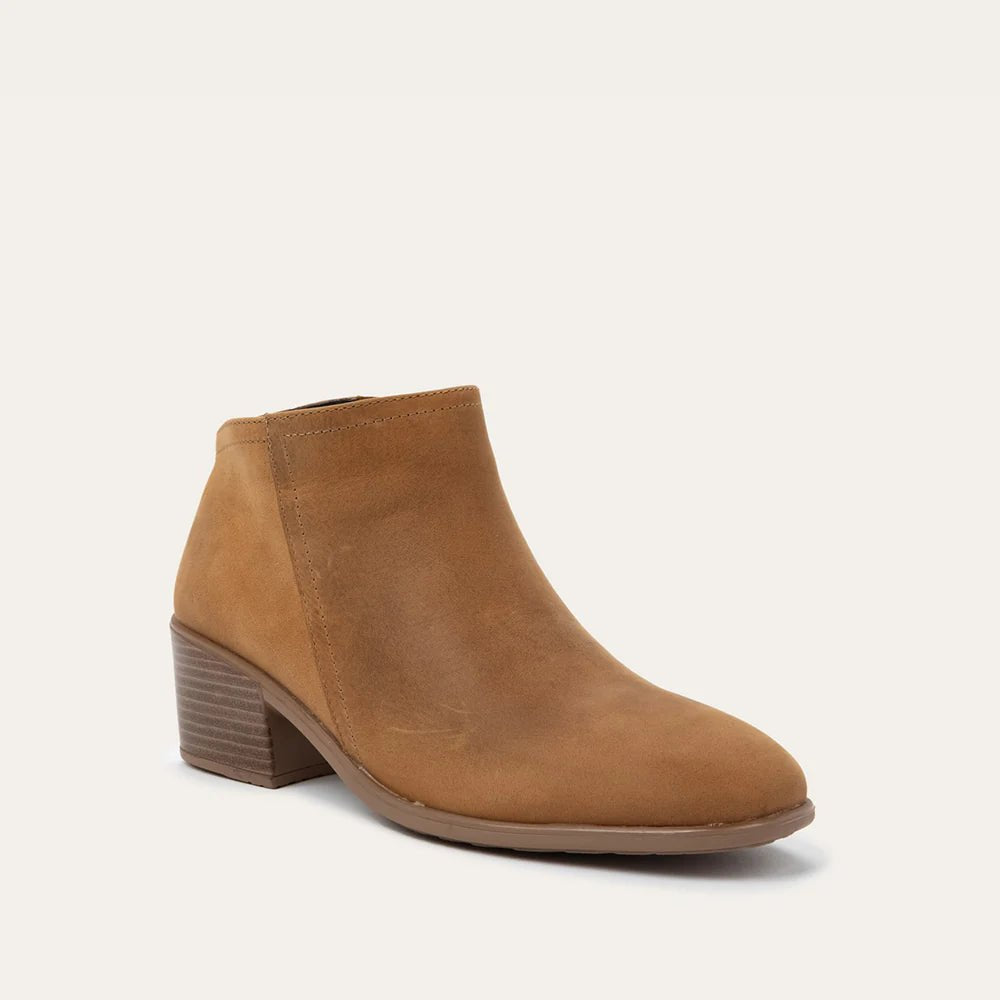 NAOT Heir - Tawny Leather - Juli's Wearable Art