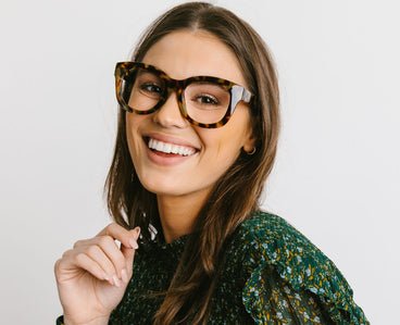 Peepers Center Stage Blue Light Readers - Juli's Wearable Art