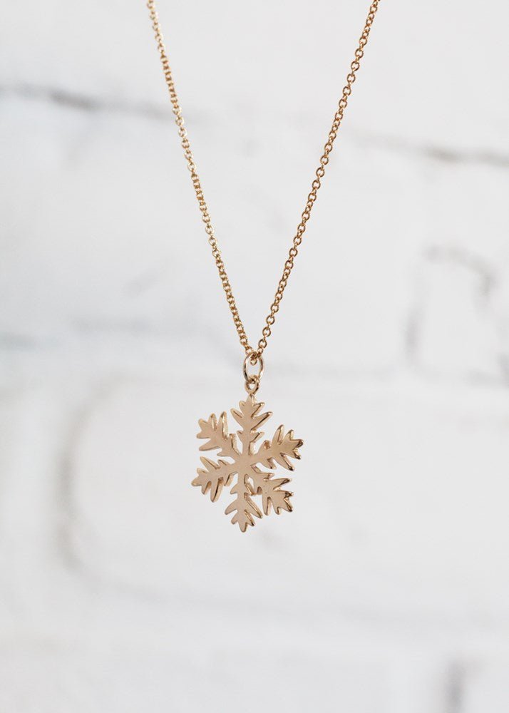 Snowflake Pendant Necklace - Juli's Wearable Art