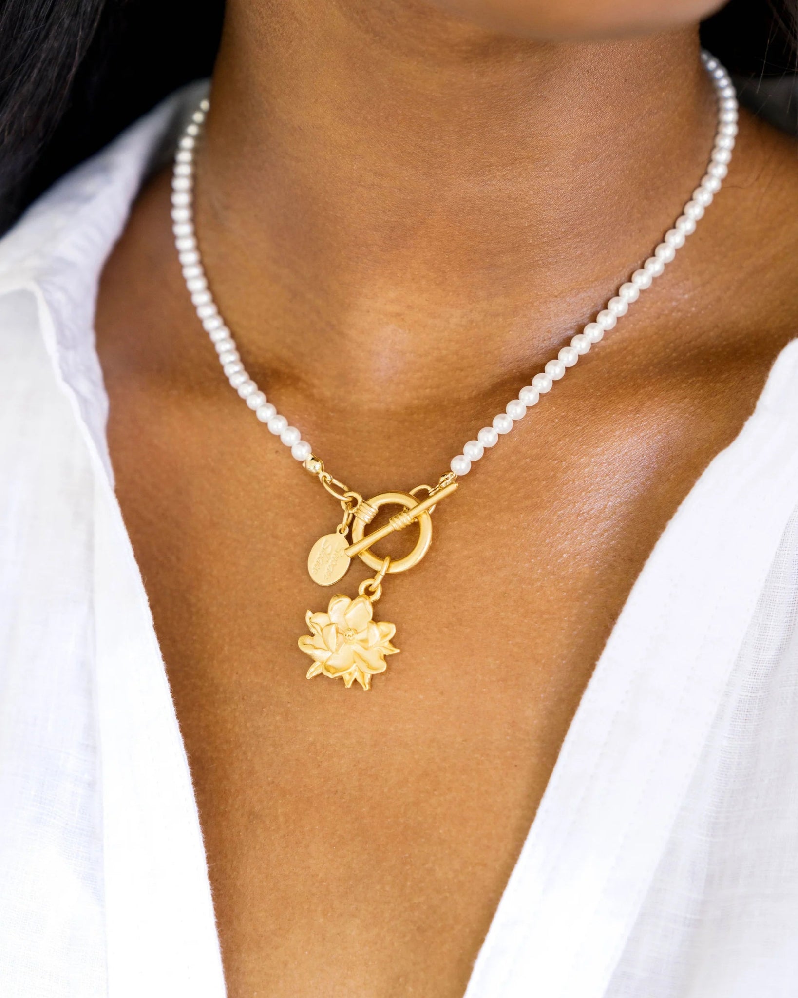 Susan Shaw Magnolia Pearl Toggle Necklace - Juli's Wearable Art