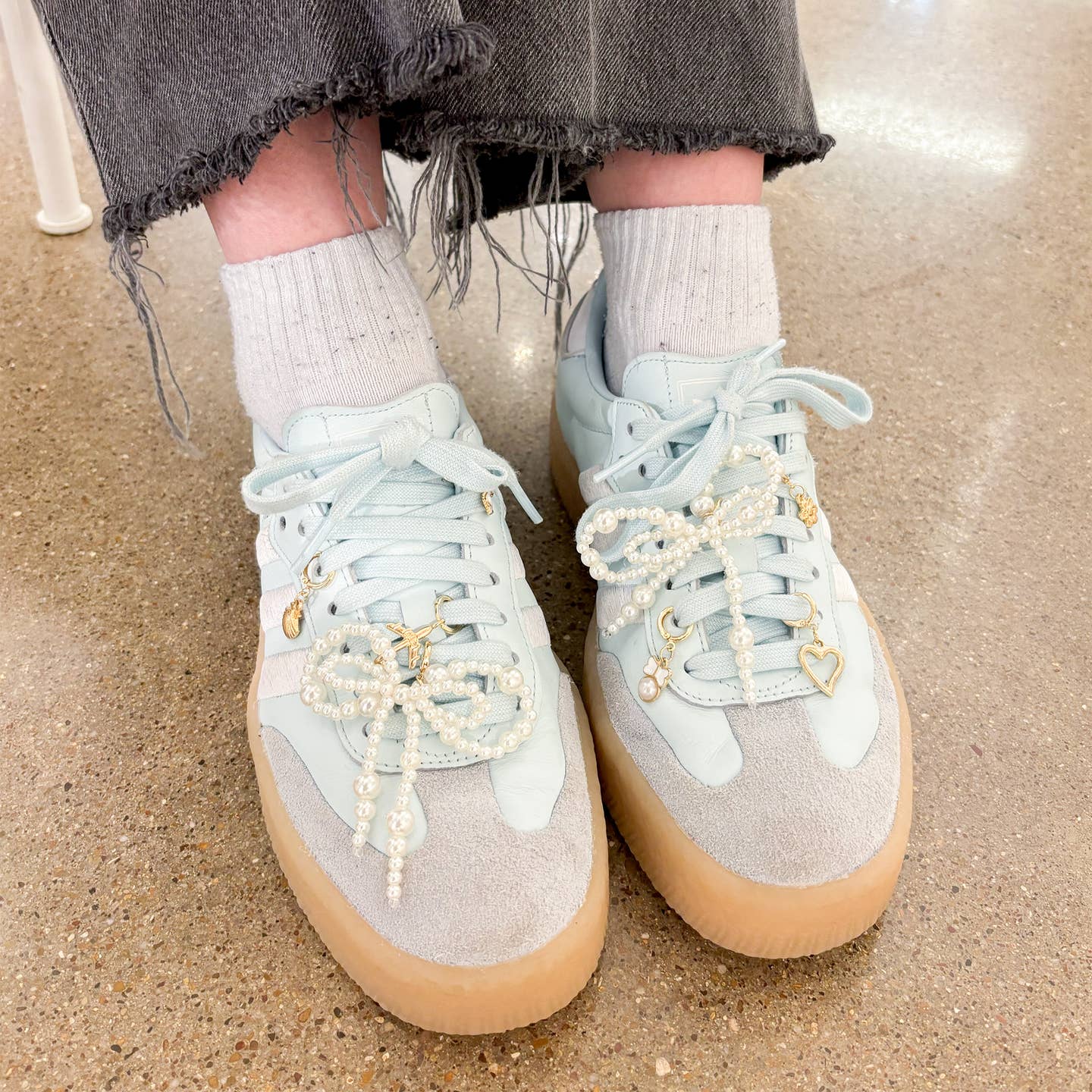 The Darling Effect Dazzle Shoe Charm Pack – Wanderlust | Travel, Pearl, Shell, Airplane & Heart Charms - Juli's Wearable Art