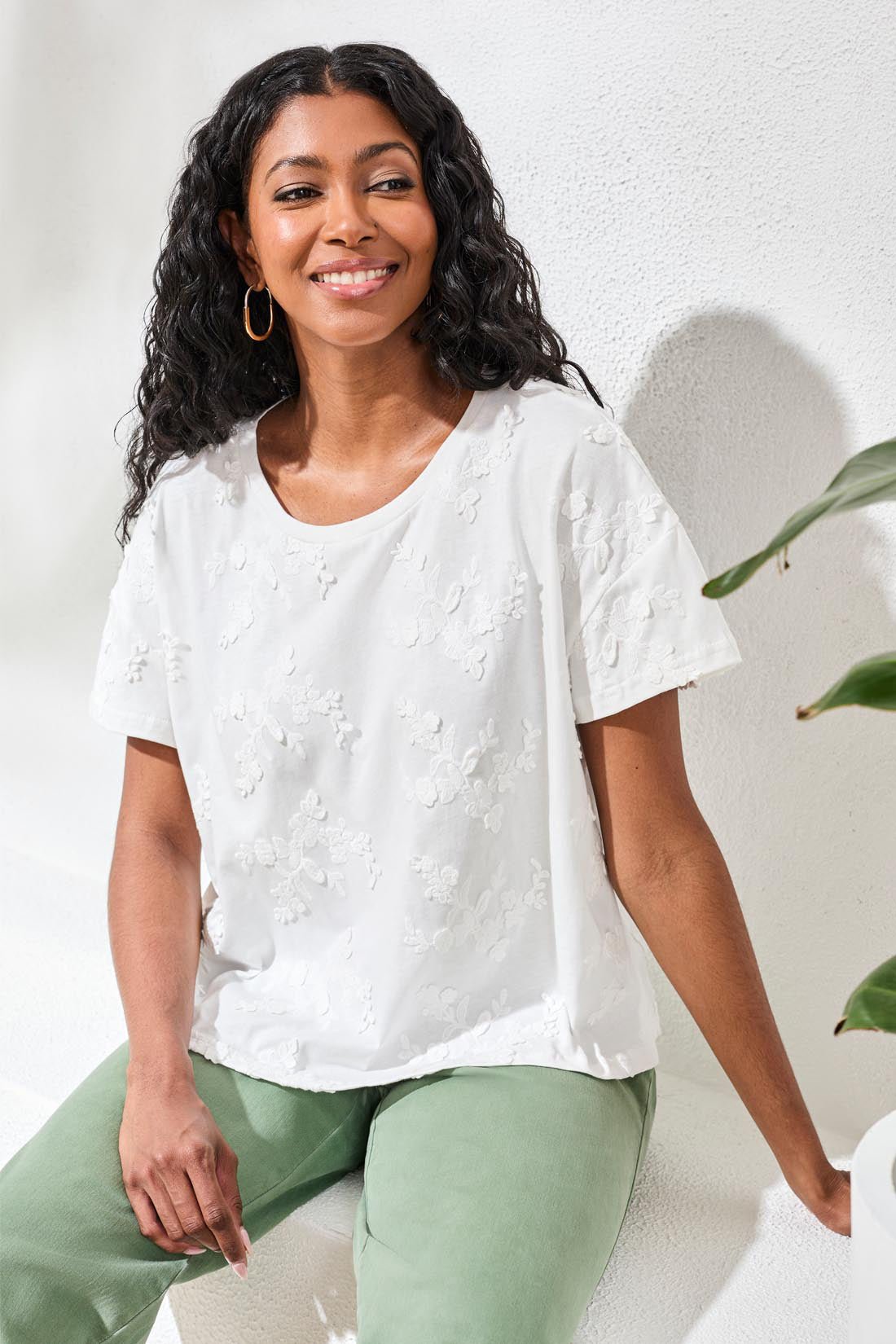 Tribal Short Sleeve Crew Neck Top | White - Juli's Wearable Art