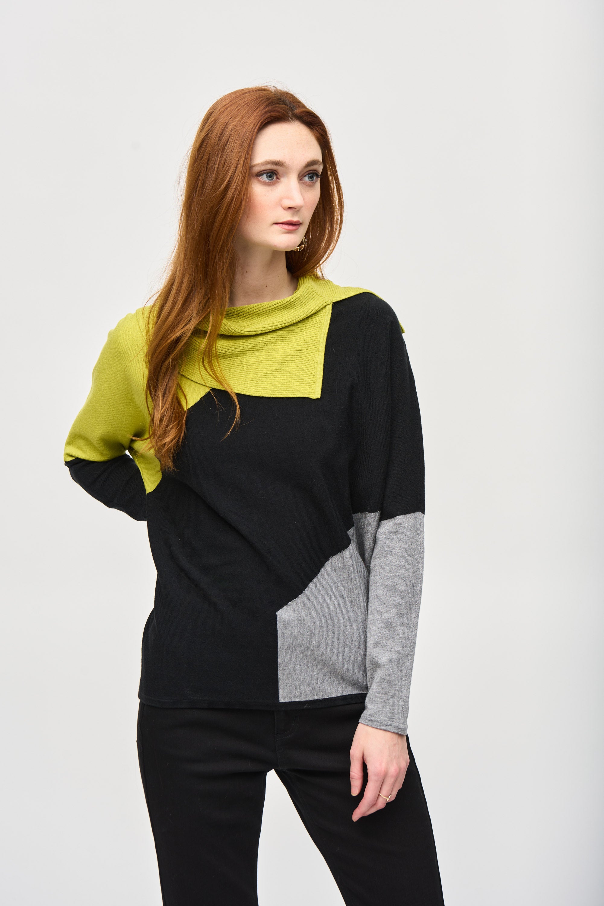 JOSEPH RIBKOFF Color-block Sweater Top