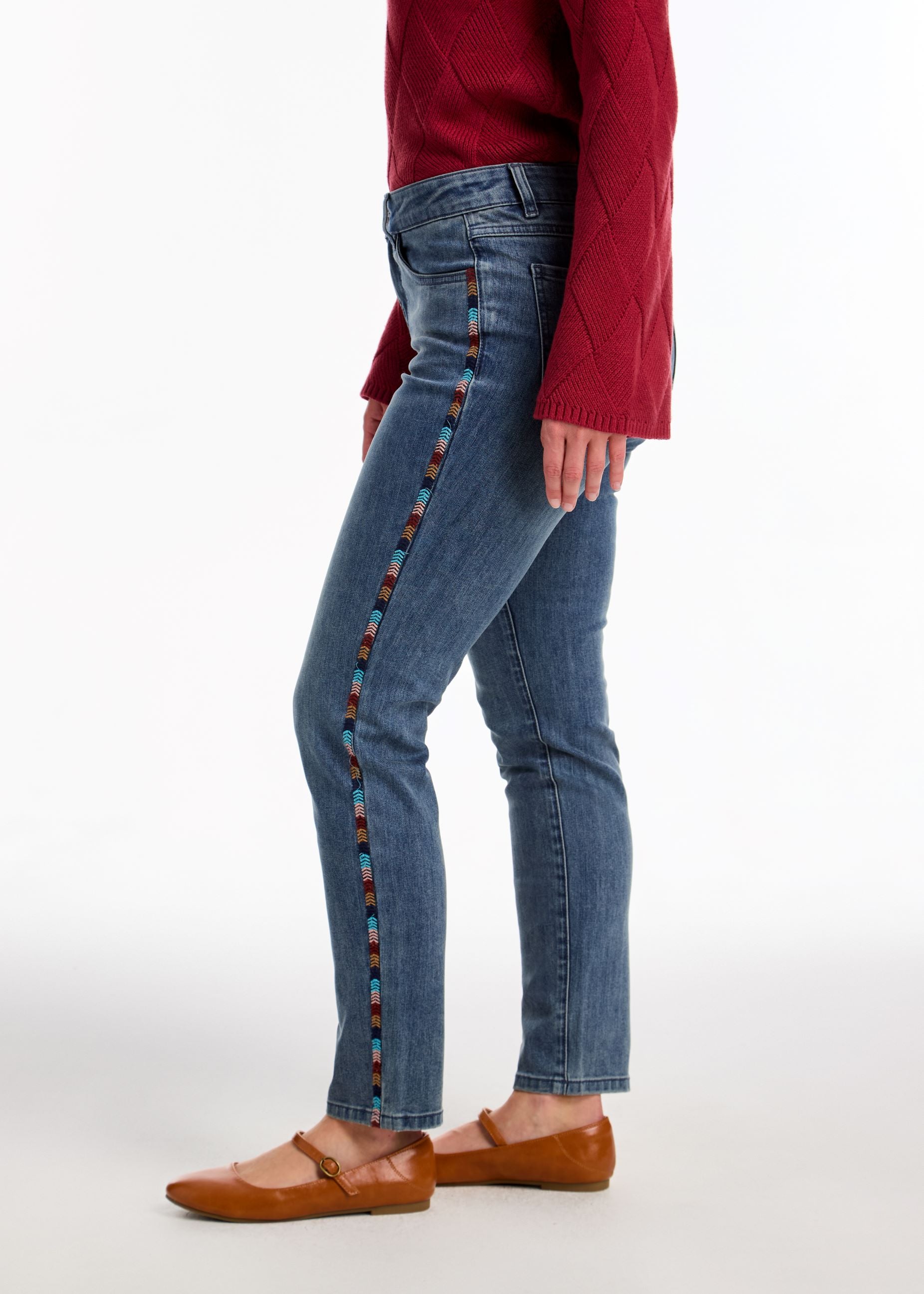 FDJ Olivia Pencil Ankle Jeans with Embroidered Detail