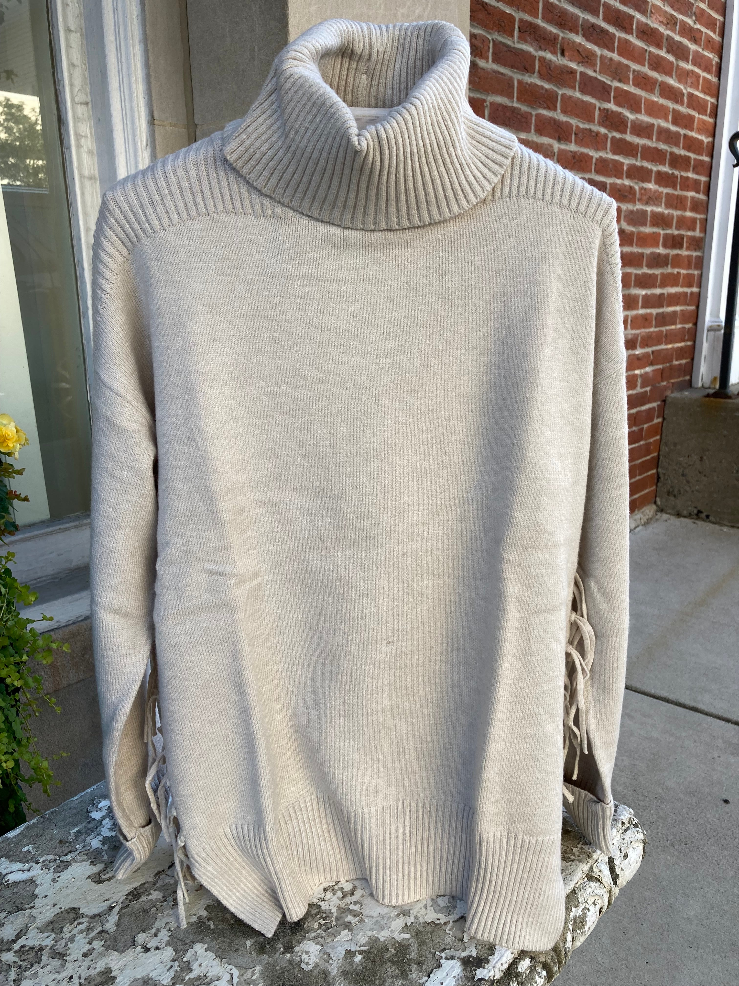 Renuar Knitted Turtleneck Sweater
