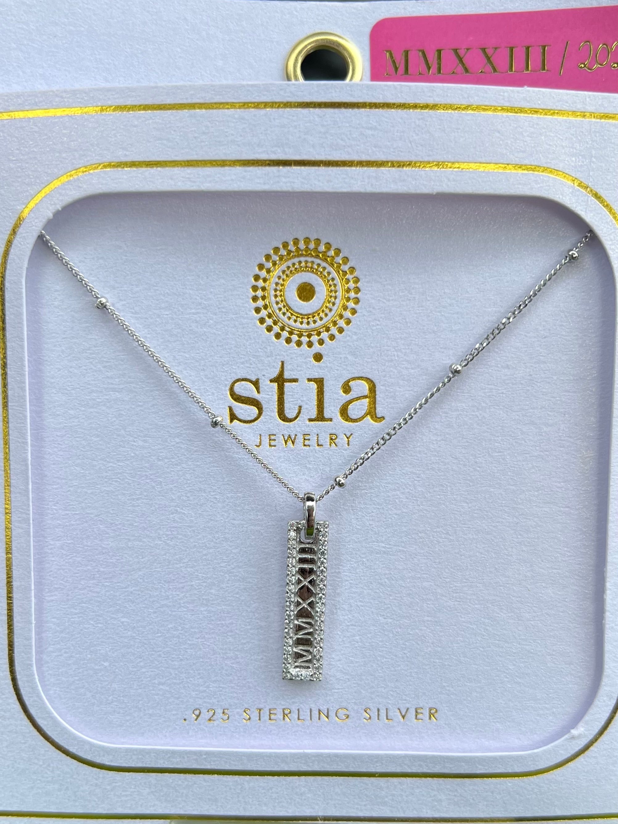Stia Charm & Chain Timeless Necklace - MMXXIII (2023)