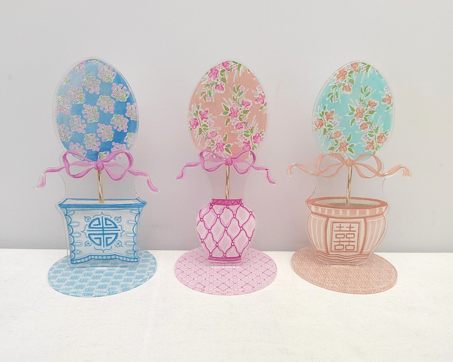 Acrylic Egg Topiary Clip Frames - Juli's Wearable Art