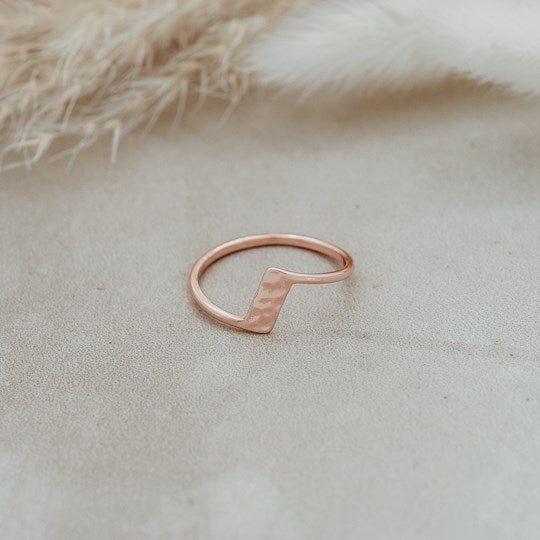Connected RIngs - Juli's Wearable Art