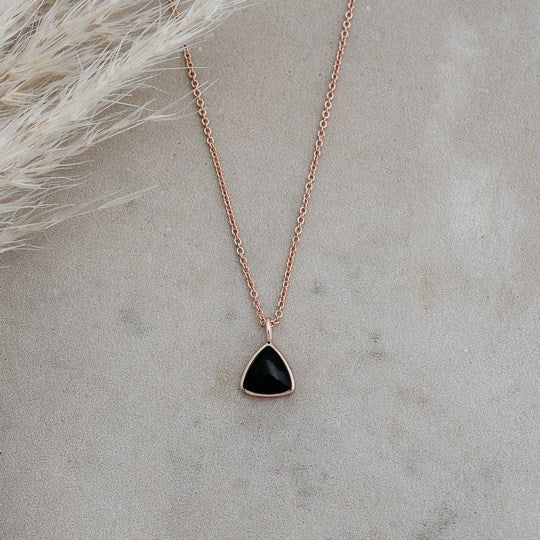 Elsie Black Onyx Pendant Necklaces - Juli's Wearable Art