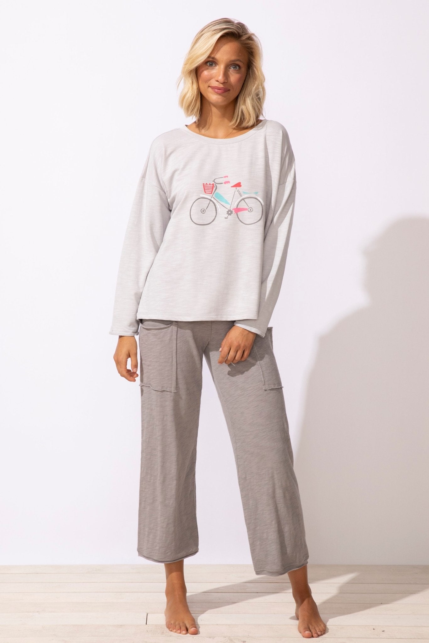 Escape by Habitat Destination Terry Bicycle Pullover