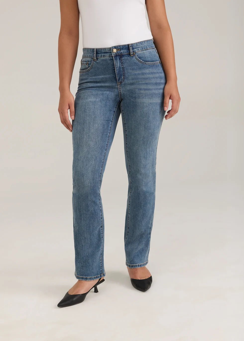 FDJ Christina Boot Leg Statement Denim | Vintage Wash