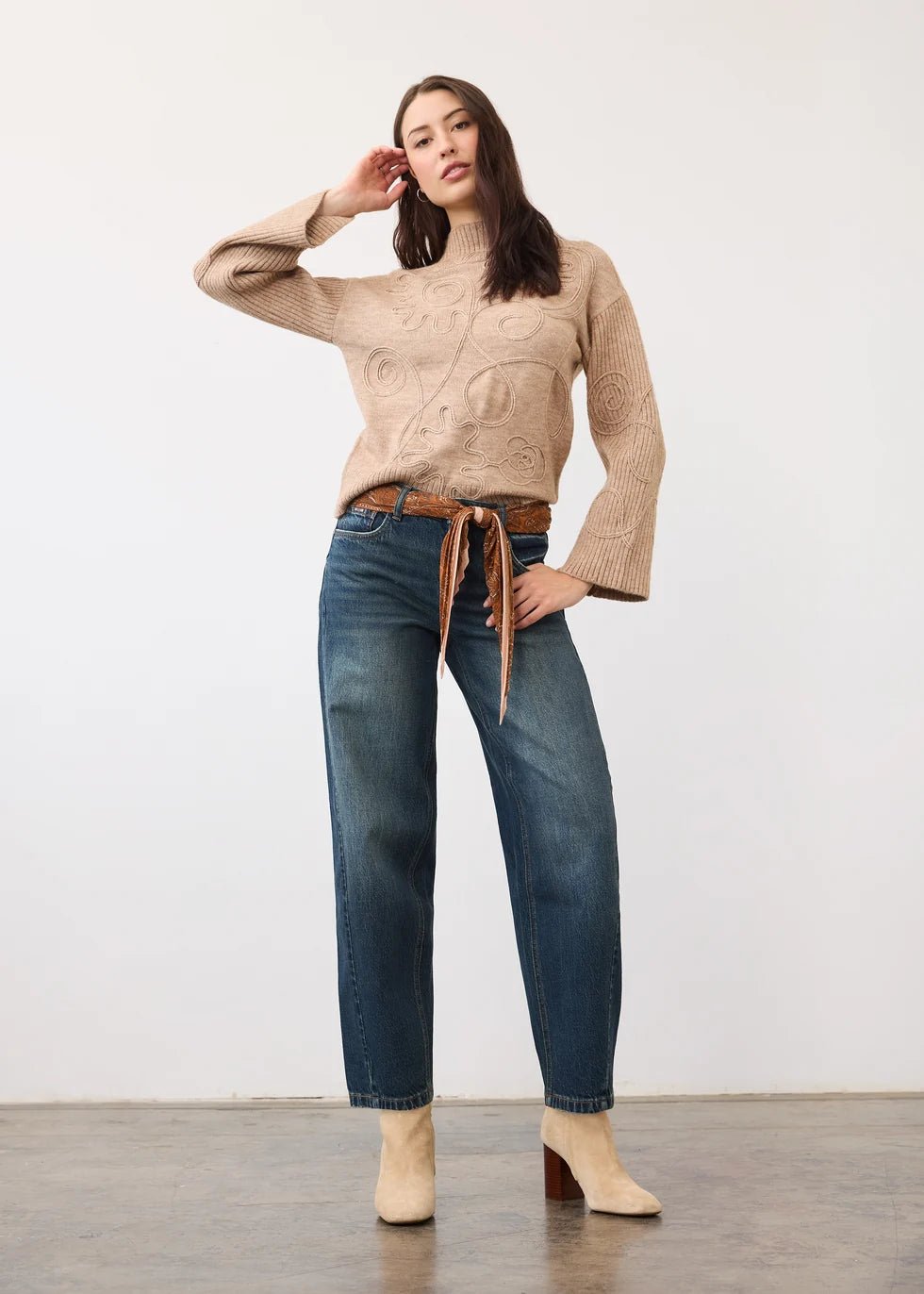 FDJ Girlfriend Barrel Leg Denim | Dark Wash