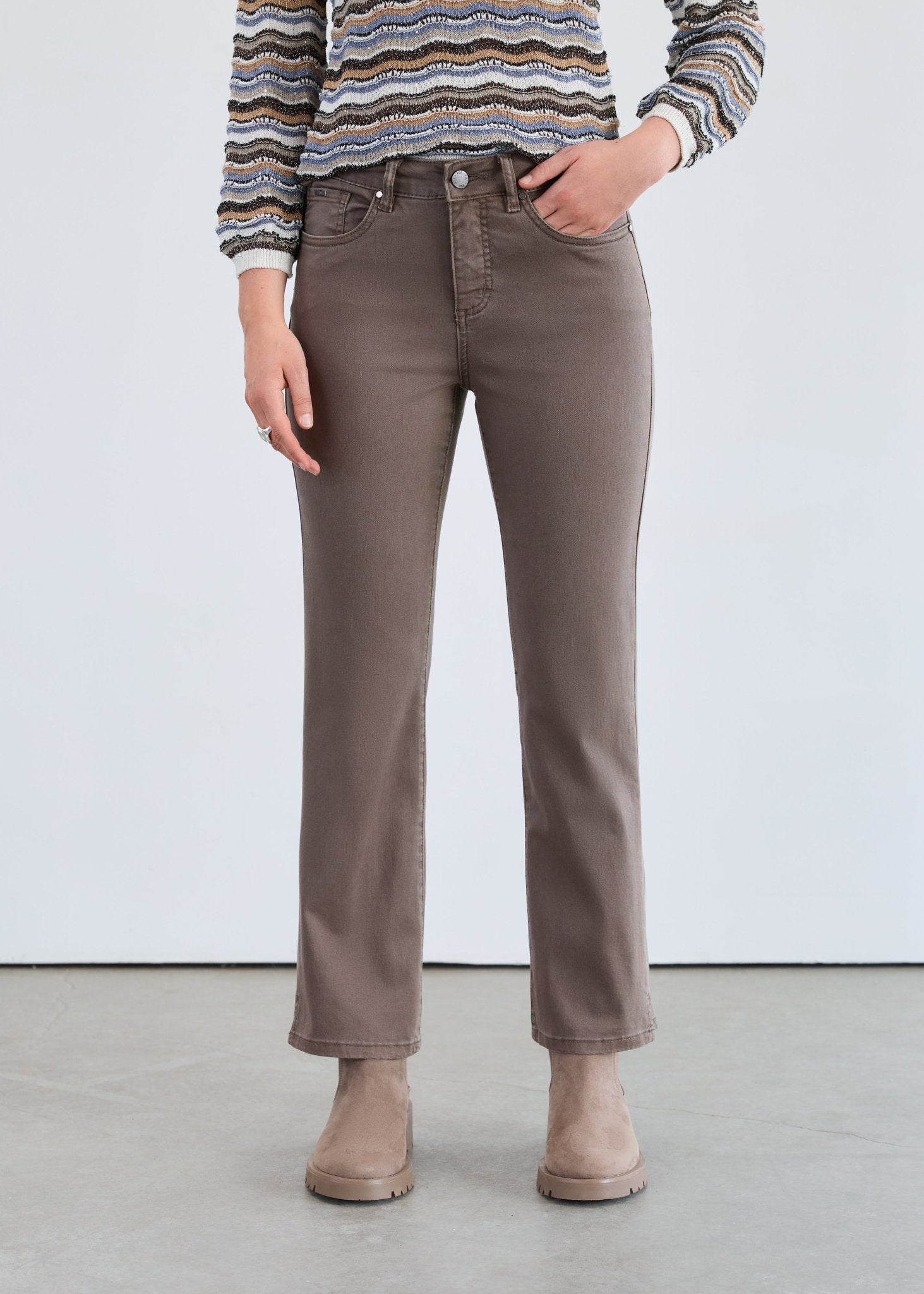 FDJ Olivia Boot Ankle Jeans – Taupe Euro Twill