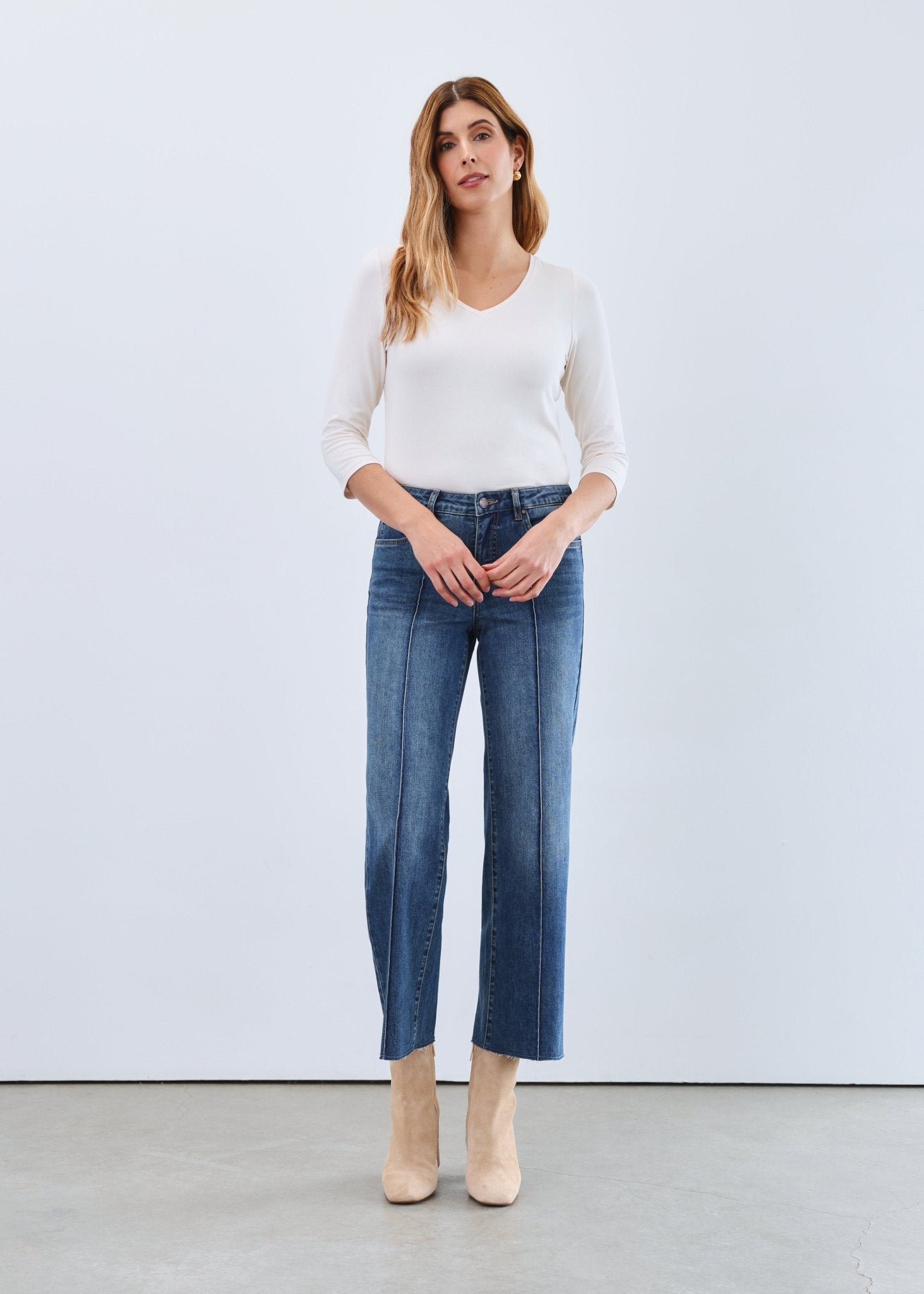 FDJ Olivia Wide Ankle Jeans in Vintage Denim - Juli's Wearable Art