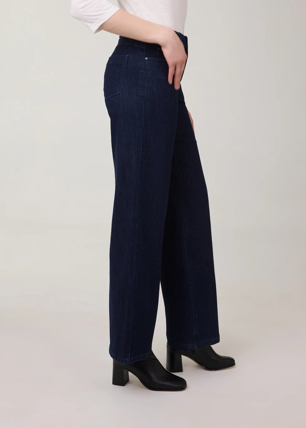 FDJ Olivia Wide Leg Denim | Pleasant - Juli's Wearable Art