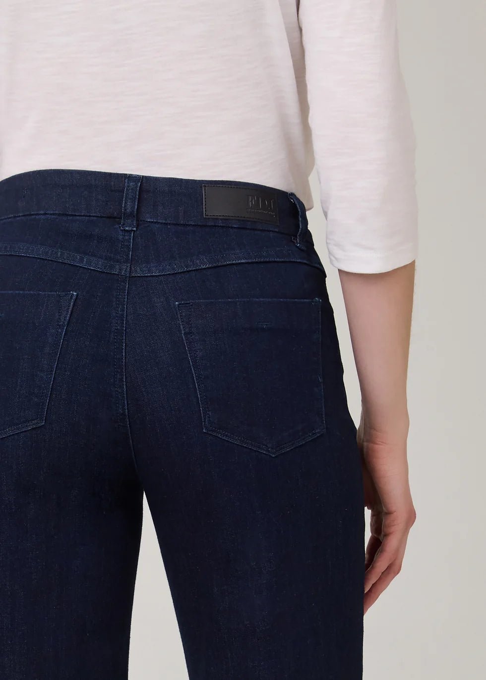 FDJ Olivia Wide Leg Denim | Pleasant - Juli's Wearable Art