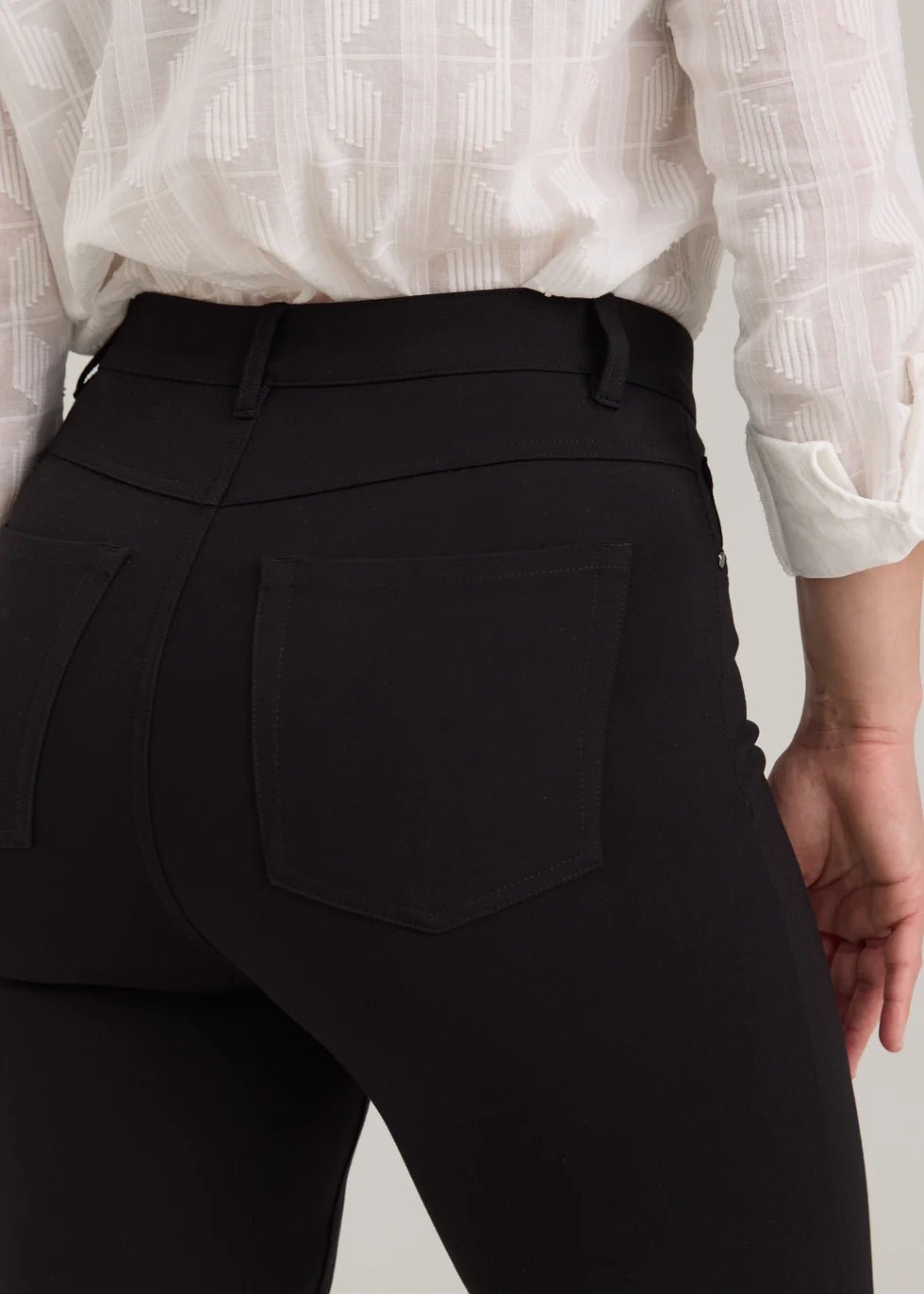 FDJ Ponte Suzanne Straight Leg Pant | Black - Juli's Wearable Art
