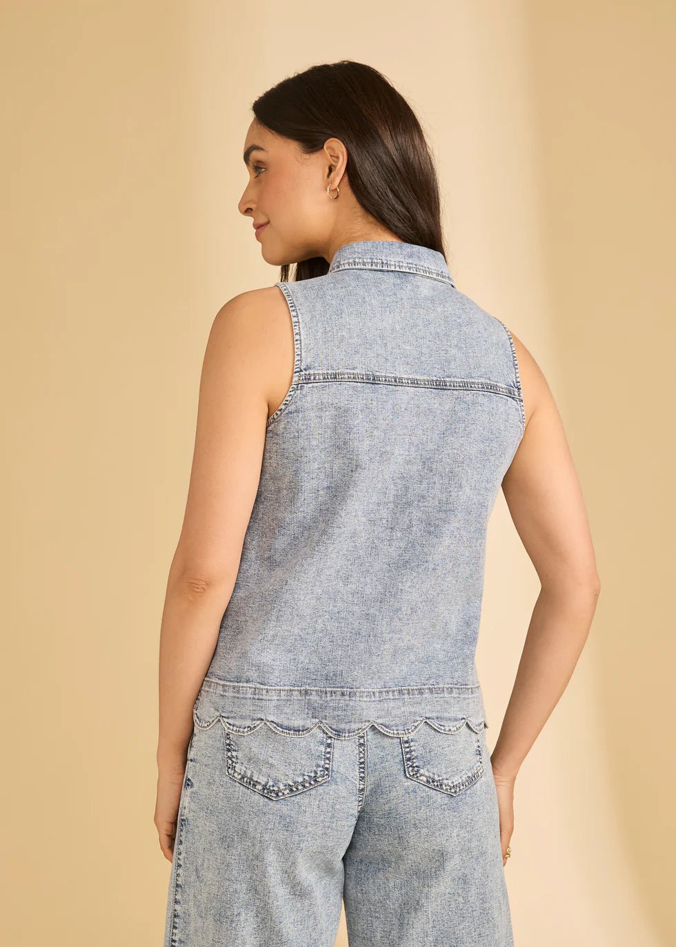 FDJ Sleeveless Scalloped Shirt | Pale Wash