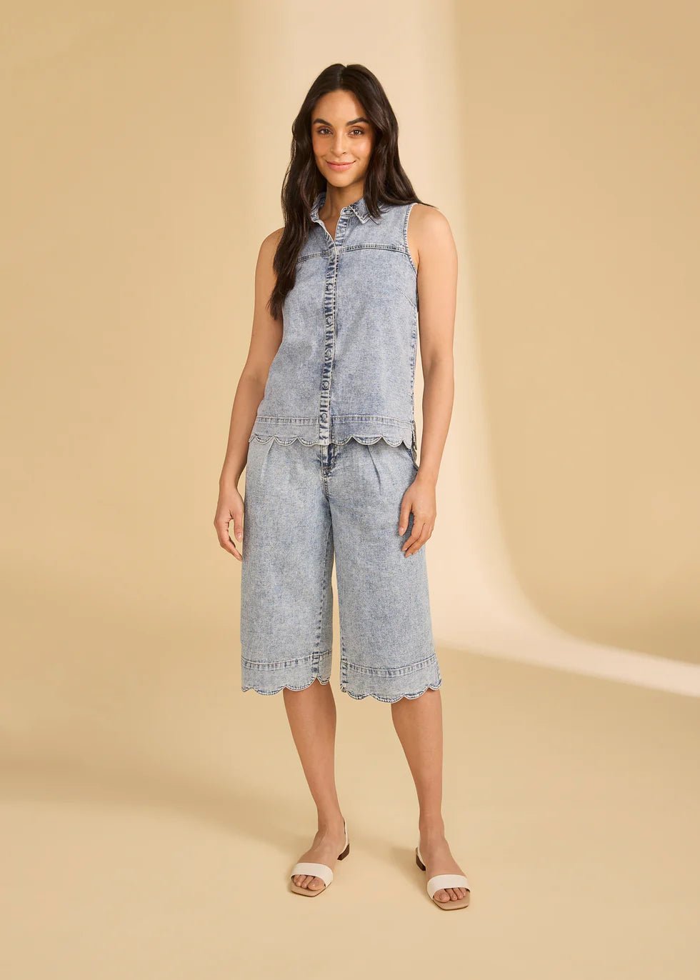 FDJ Sleeveless Scalloped Shirt | Pale Wash - Juli's Wearable Art
