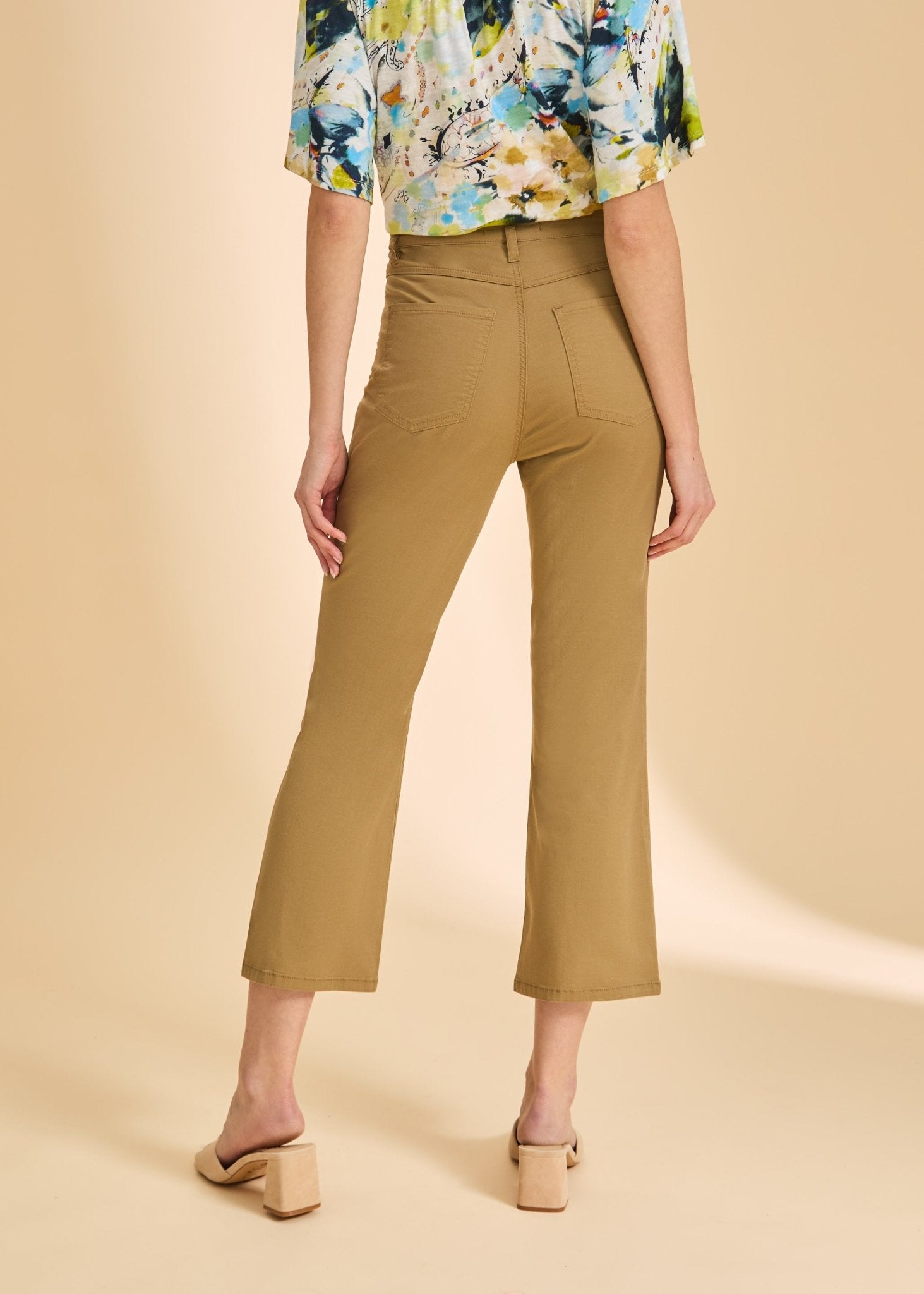 FDJ Suzanne Boot Cropped Jeans | Henna - Juli's Wearable Art