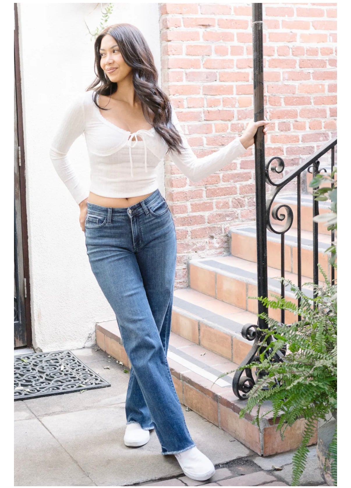 Judy Blue - Carrie Mid Rise Wide Leg w/Tint Jeans - Juli's Wearable Art