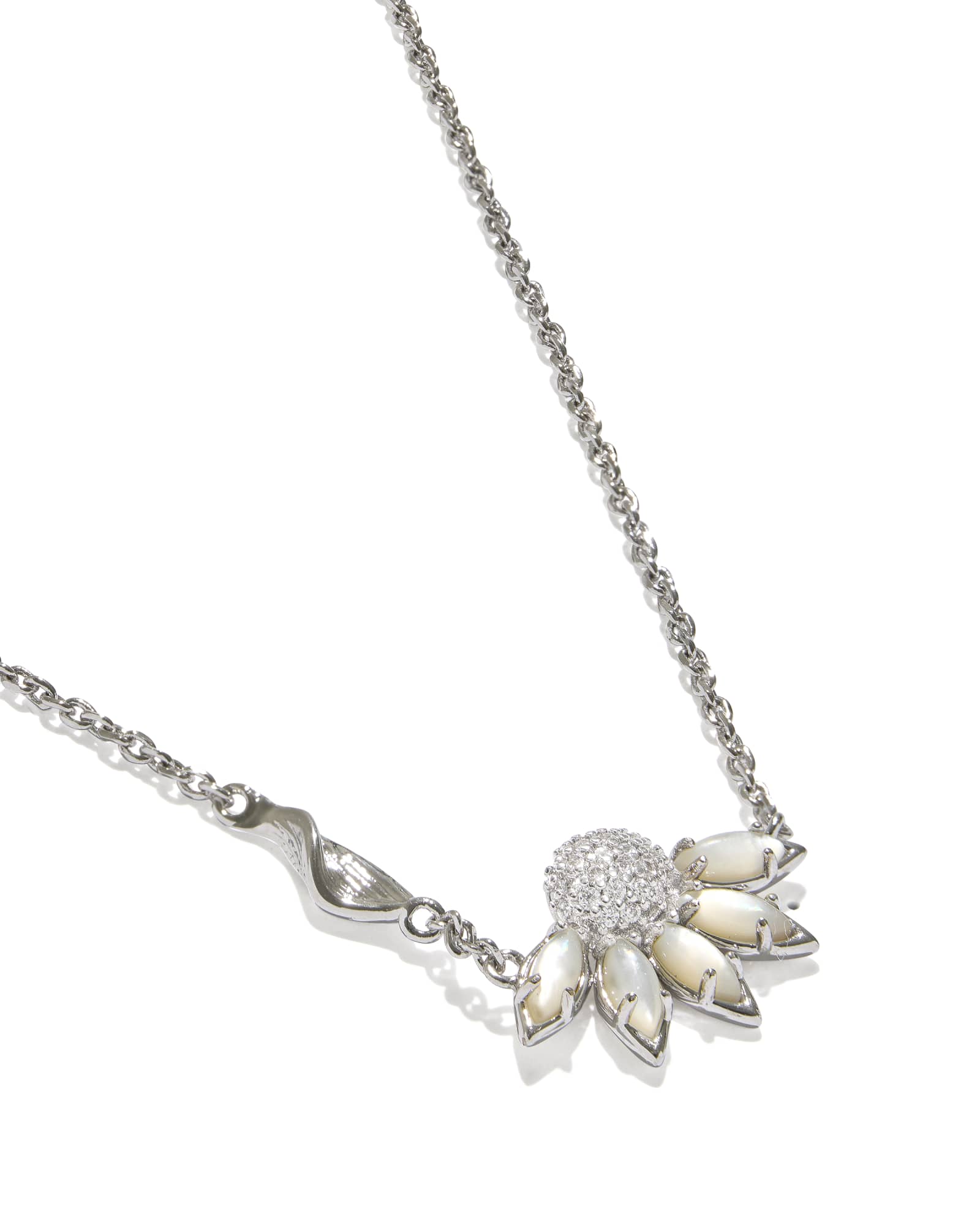 Kendra Scott Anya Flower Short Pendant Necklace | Silver Ivory Mix