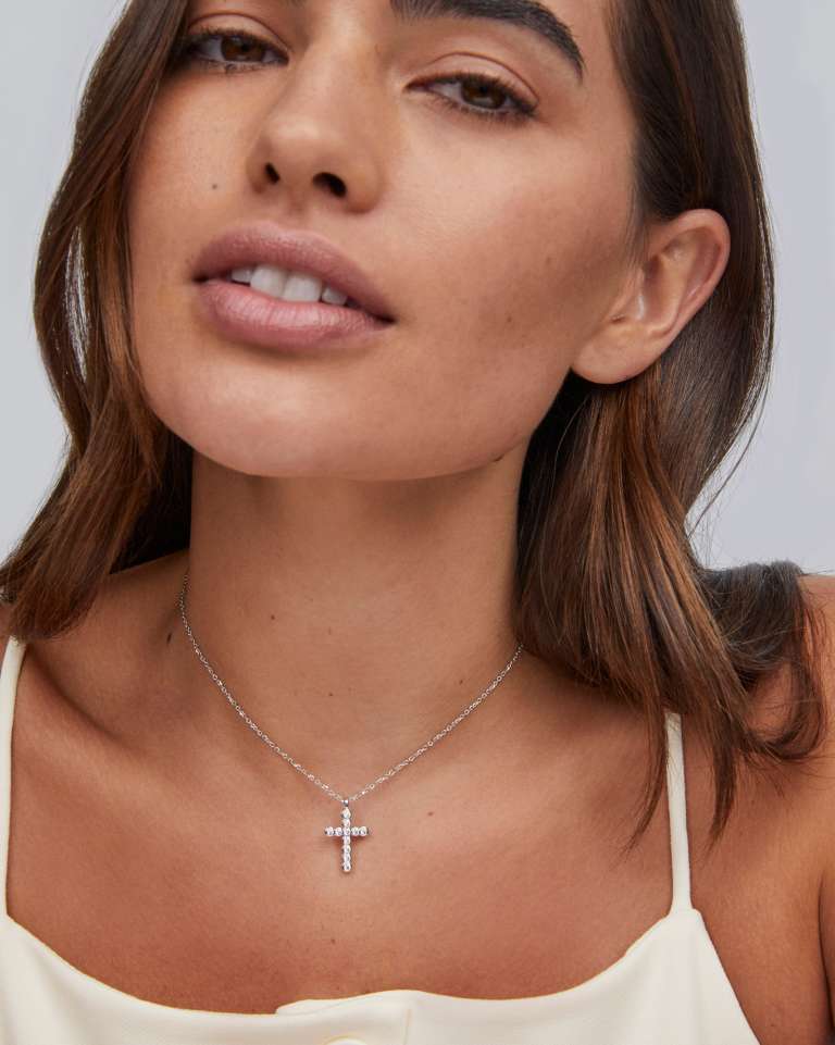 Kendra Scott Crystal Cross Pendant Necklace | Silver - Juli's Wearable Art