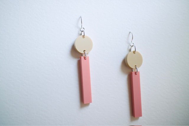Modern Circle-and-Bar Earrings | Peach & Brown