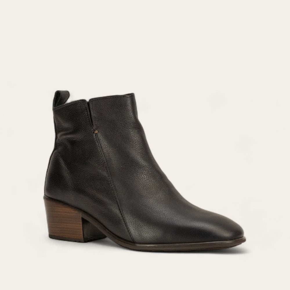 NAOT Ethic - Black Soft Leather - Juli's Wearable Art