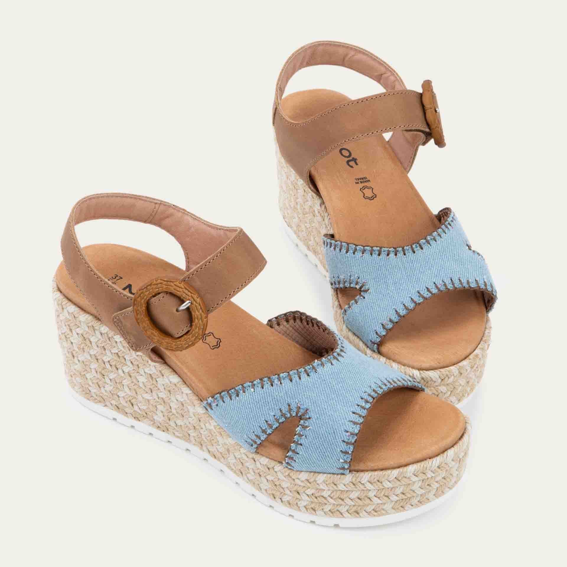 NAOT Majorca Sandals | Latte Brown Leather/Light Denim
