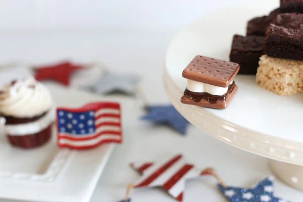 Nora Fleming "Gimme S'more" Mini - Juli's Wearable Art