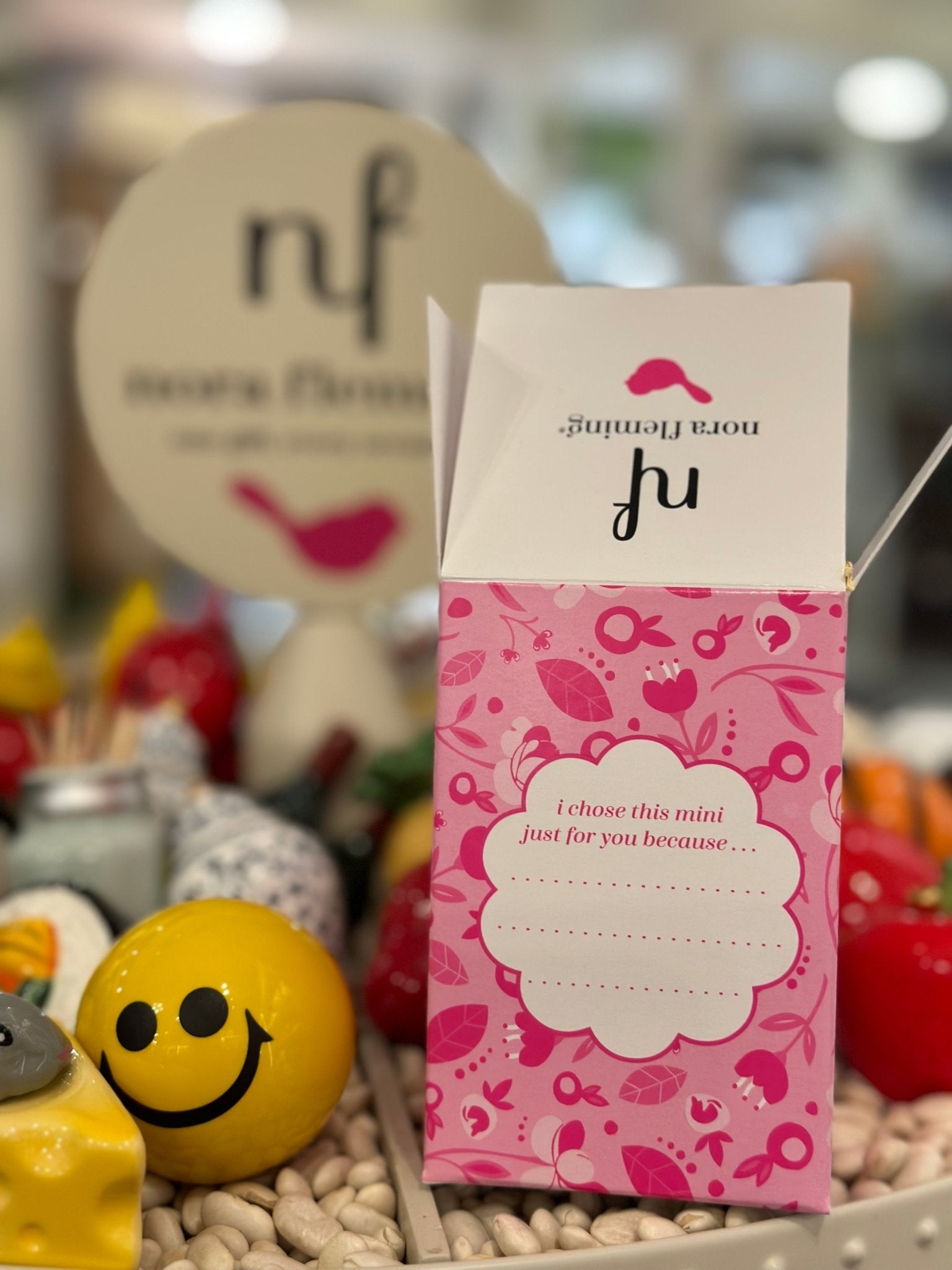 Nora Fleming Mini Gift Box - Juli's Wearable Art