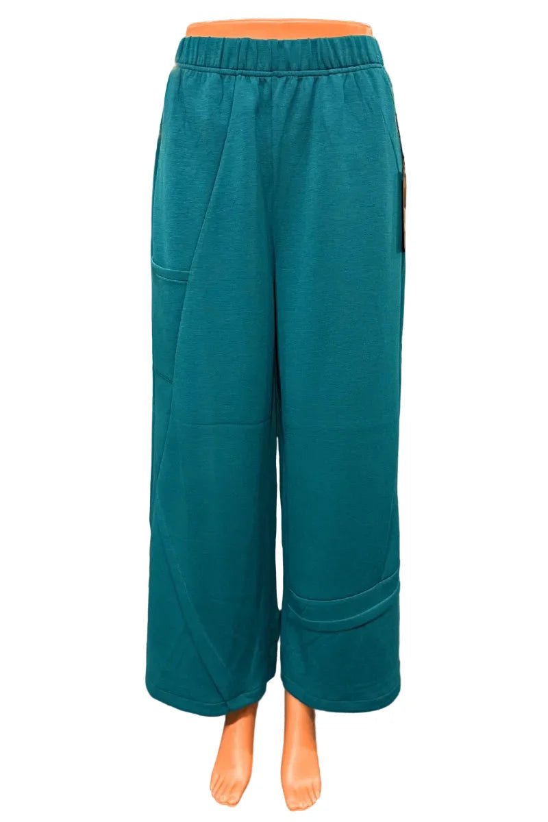 Olivia by Habitat Feather Lux Knit Crossroads Pant | Teal