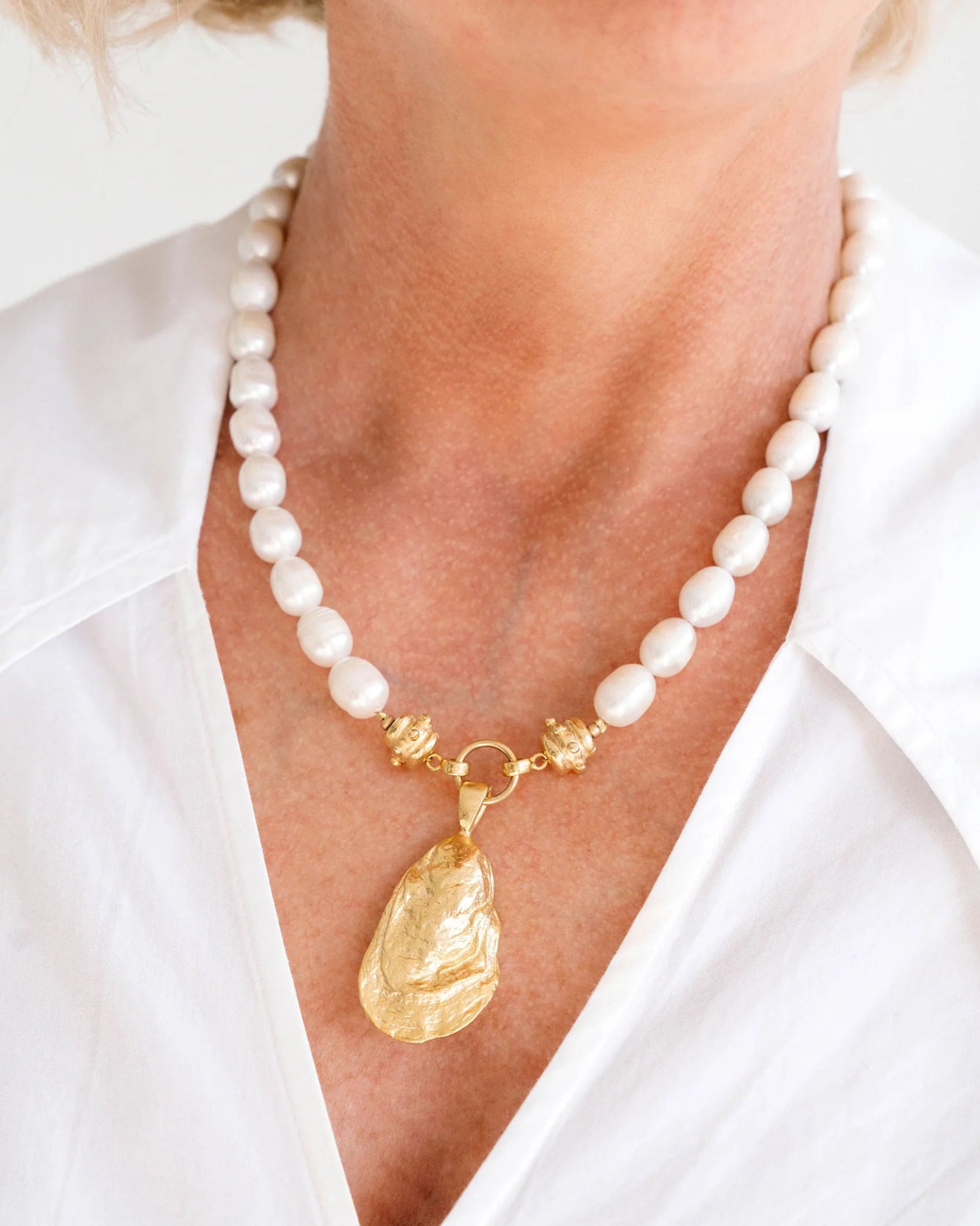 Oyster Pearl Necklace - Juli's Wearable Art