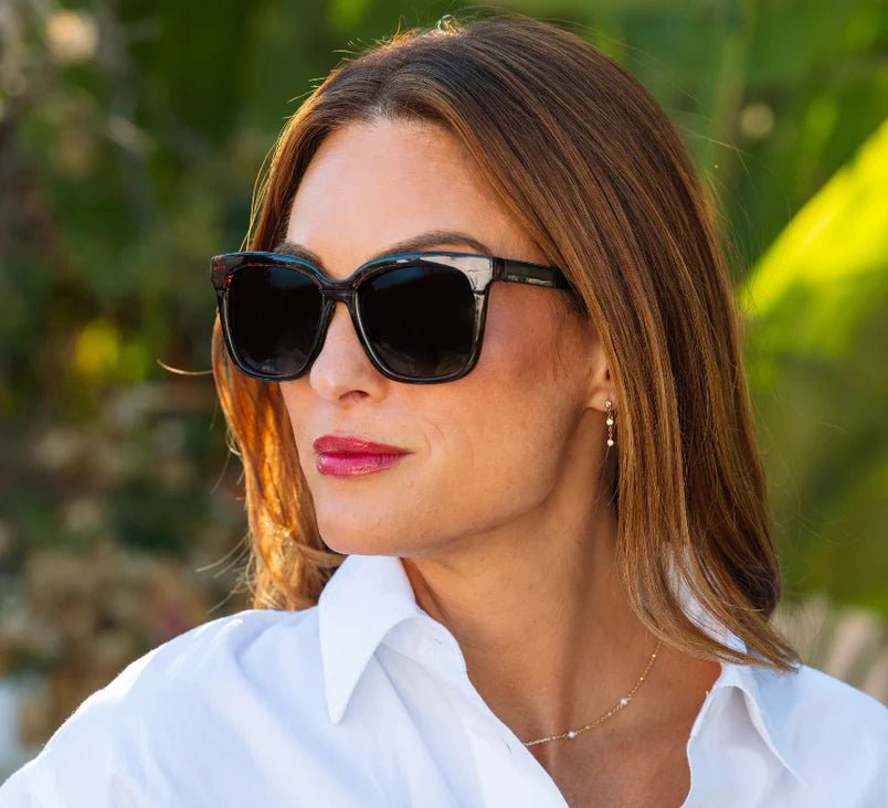 Peepers Frenchy Reader Sunglasses | Green + Leopard Tortoise - Juli's Wearable Art