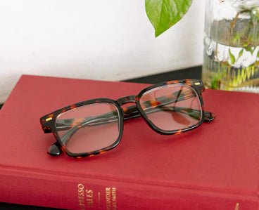 Peepers Jude Blue Light Readers | Tortoise - Juli's Wearable Art