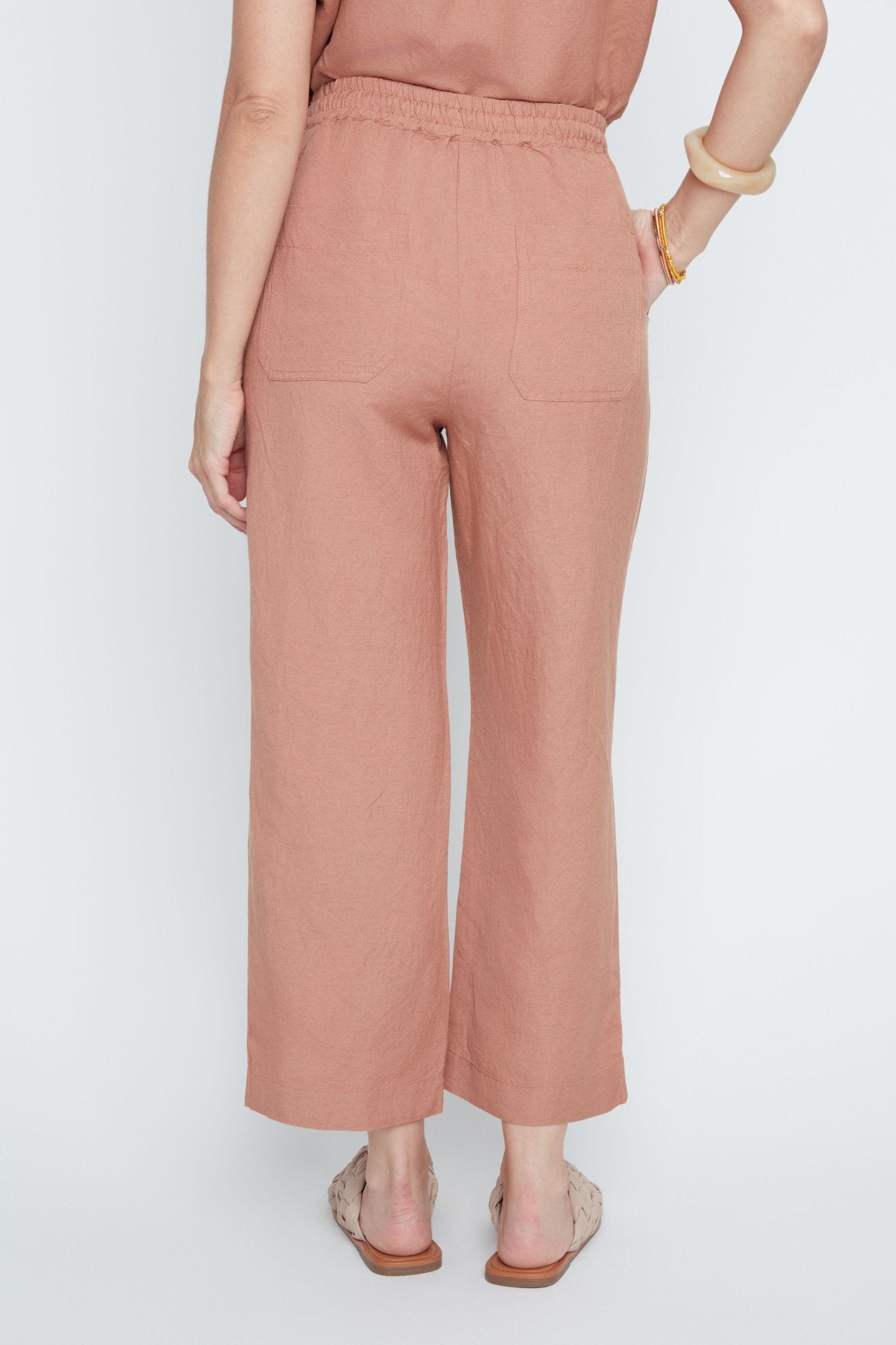 Renuar Layla Fit Linen Blend Crop Pants | Mocha - Juli's Wearable Art