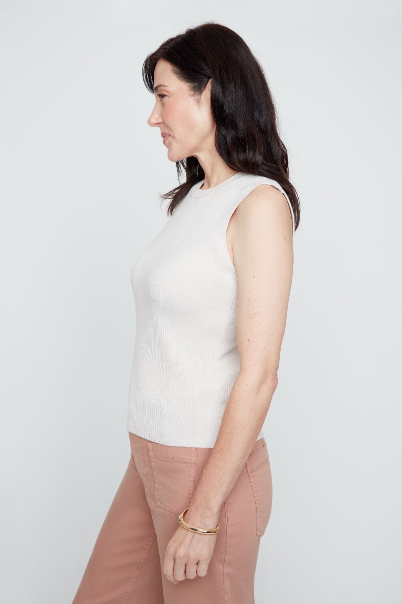 Renuar Soft Light Yarn Knit Sleeveless Sweater | Oyster