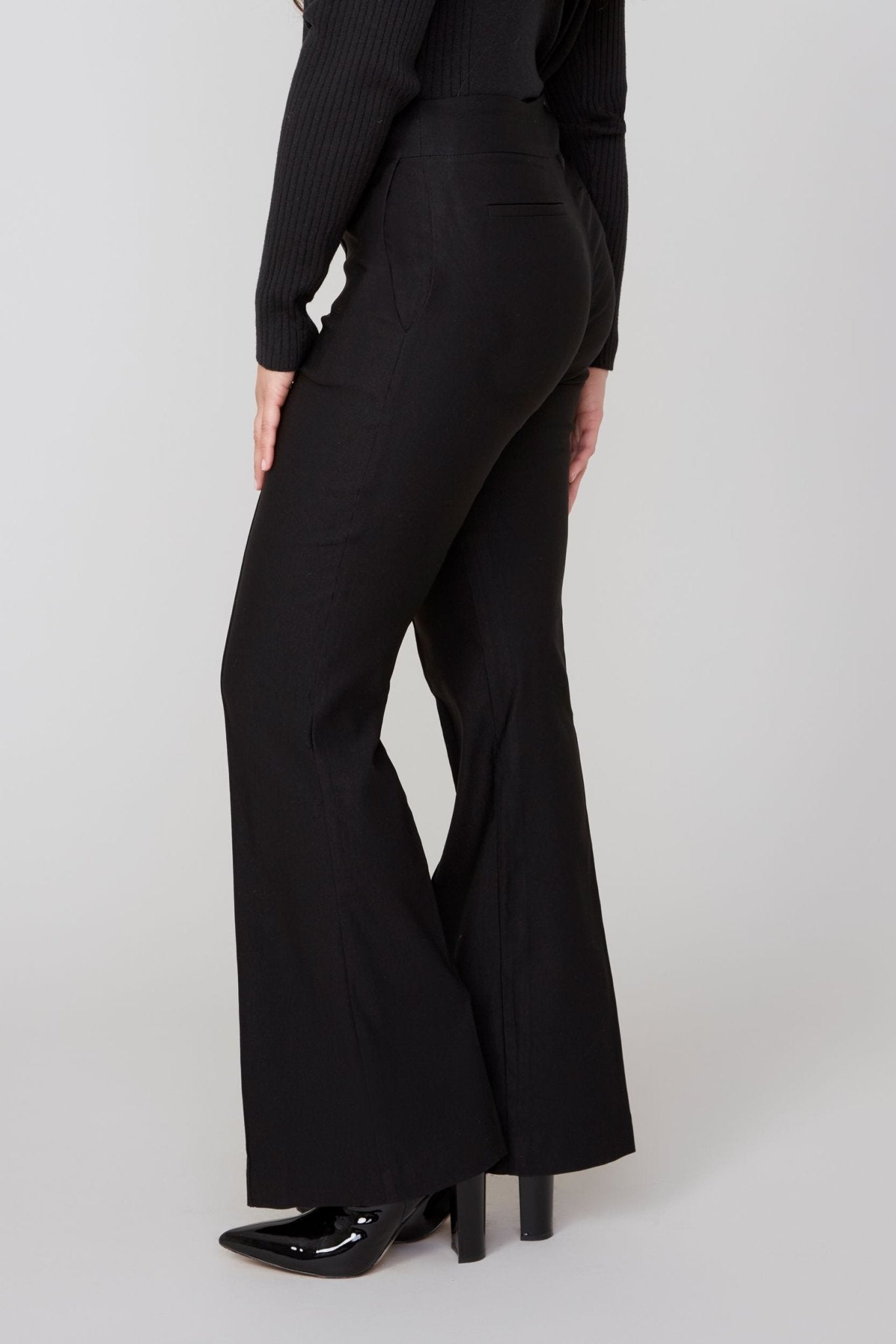 Renuar Wide Leg Knit Pant – Petite – Black