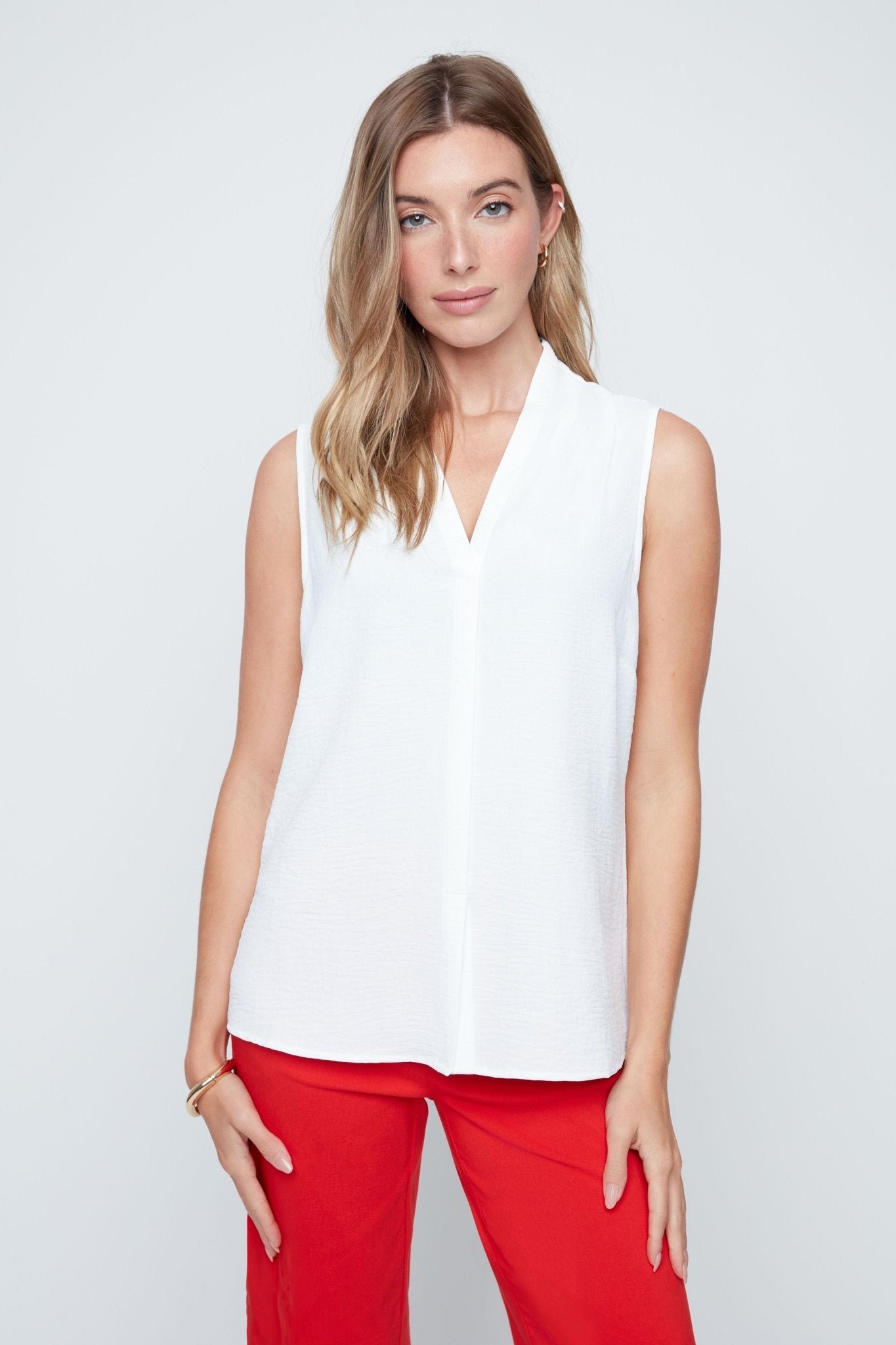 Renuar Woven Sleeveless Blouse | Creme