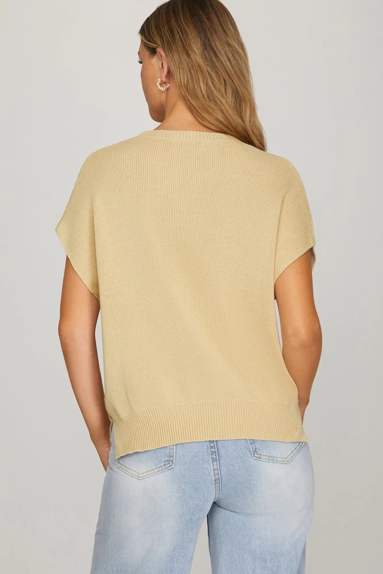 Sleeveless Sweater Top with Dog Embroidery | Taupe