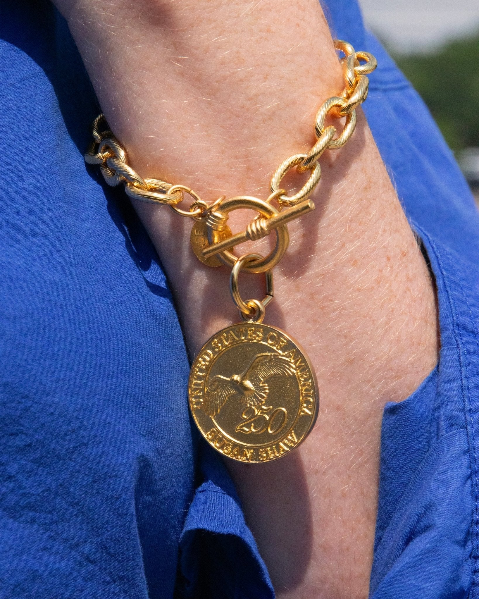 Susan Shaw Gold USA 250 Coin Heavy Chain Toggle Bracelet - Juli's Wearable Art