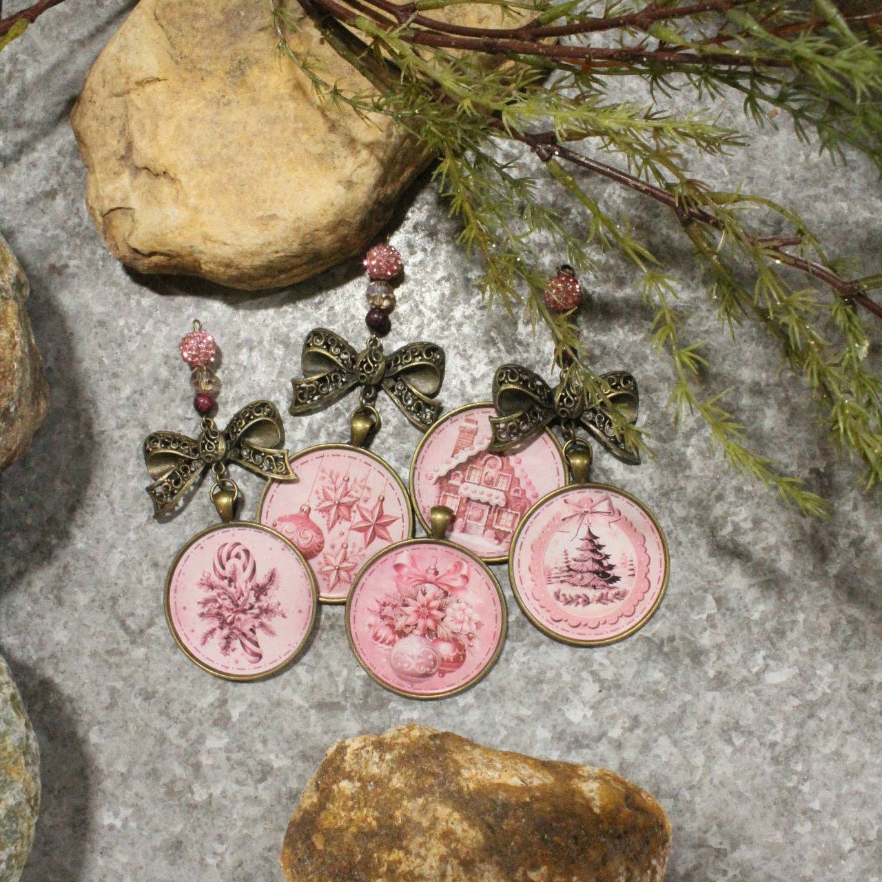 Time For Santa's Blushing This Christmas Charm'd Necklace - Juli's Wearable Art