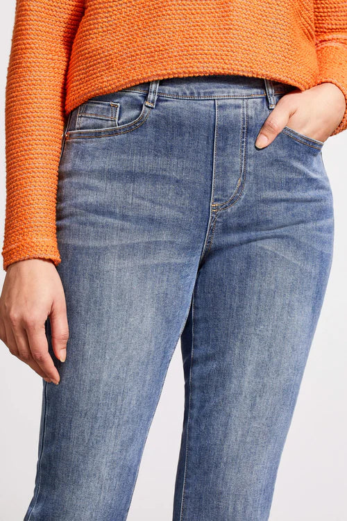 Tribal Audrey Pull-on Flare Jeans with Five Pockets