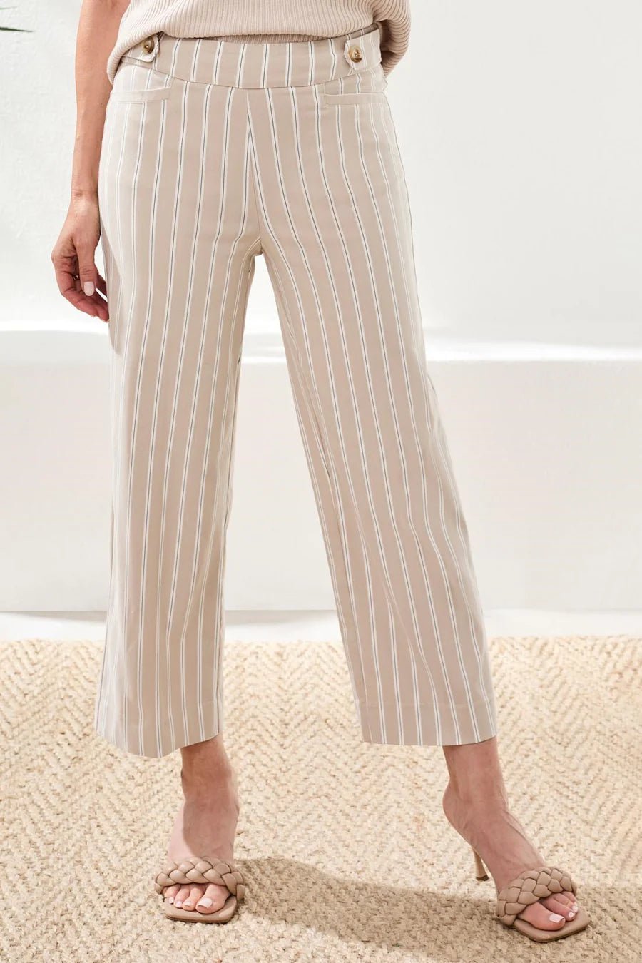 Tribal Bengaline Stripe Pull-On Capri Pants | Beach
